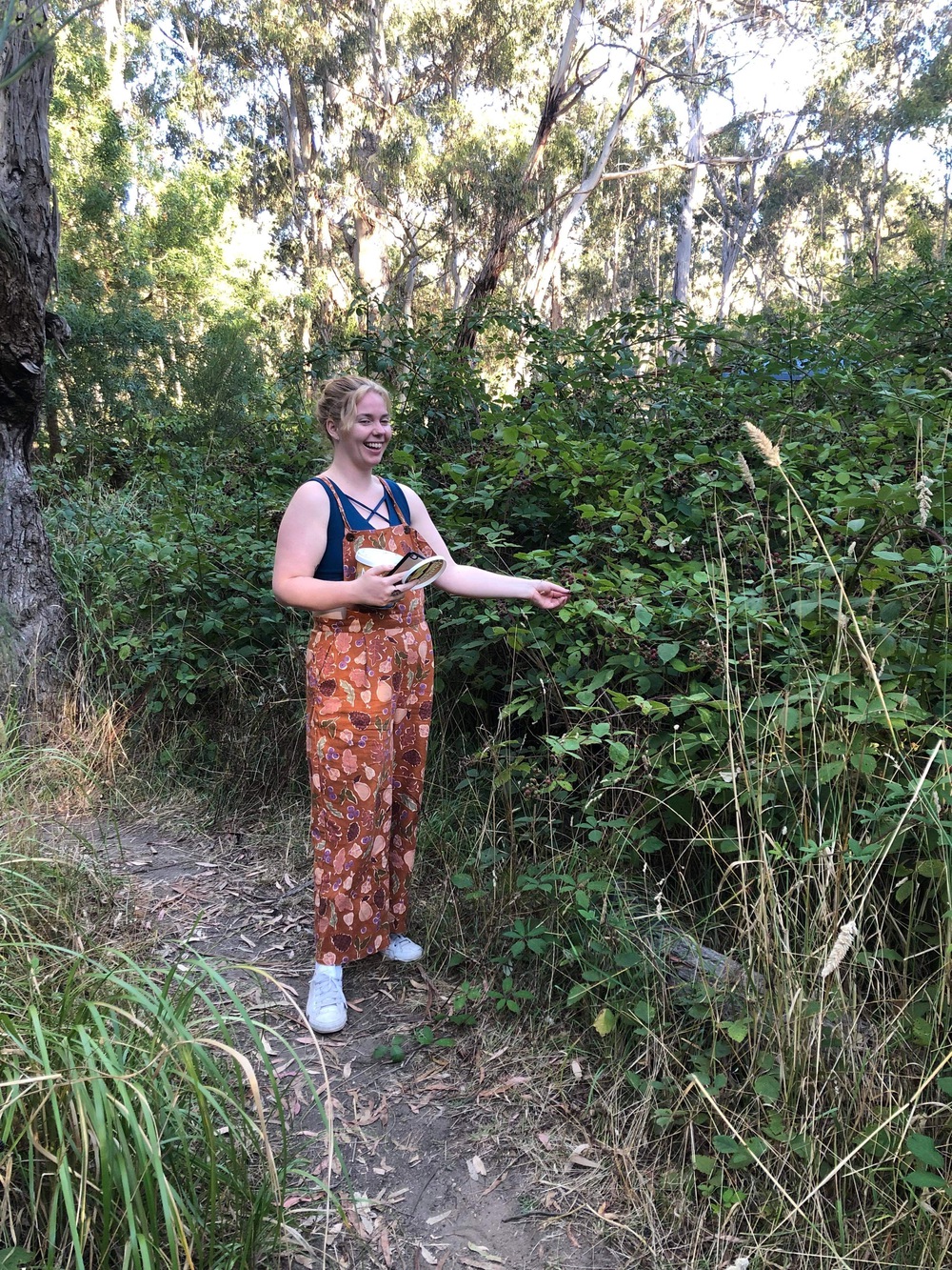 Self Photo picking blackberries